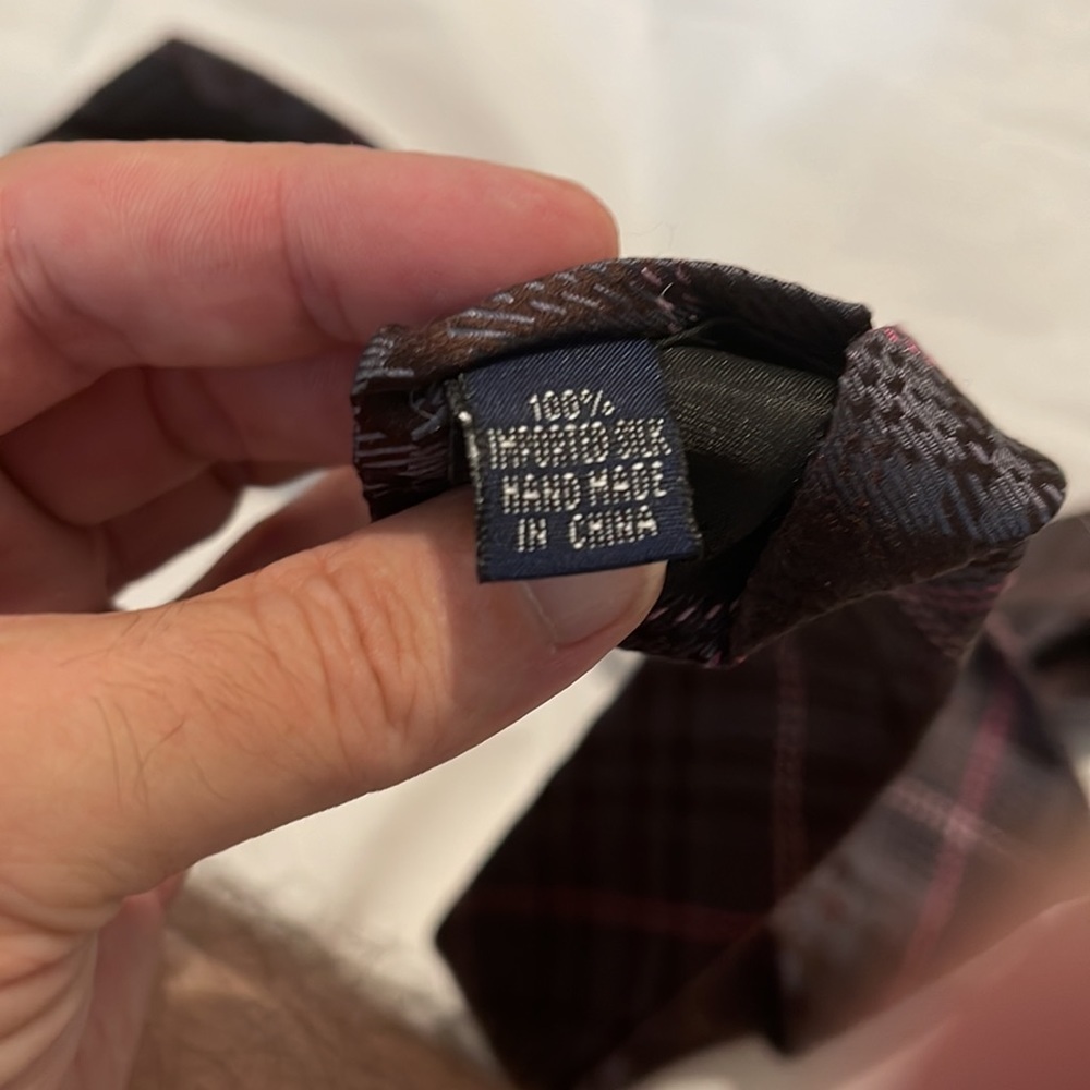 Paul Fredrick men’s tie 60” L x 4”W - Picture 5 of 5